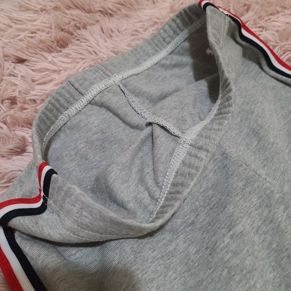 Gray/Grey Leggings White Red and Black Vertical Stripes - Picture 6 of 6